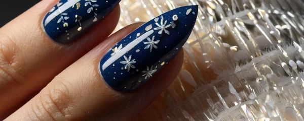 une-selection-de-nail-art-d-hiver-certains-inspires-de-noel